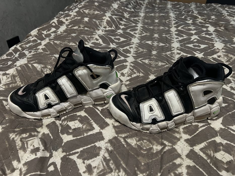 Кросівки Nike Air More Uptempo Black White.