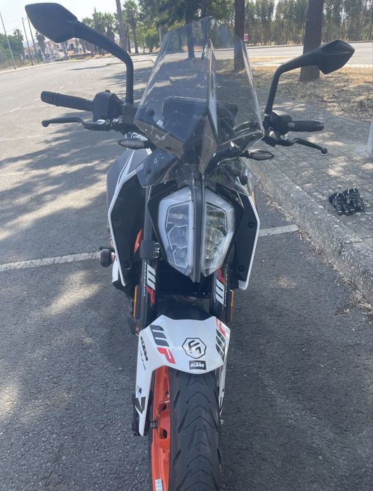 KTM DUKE 390