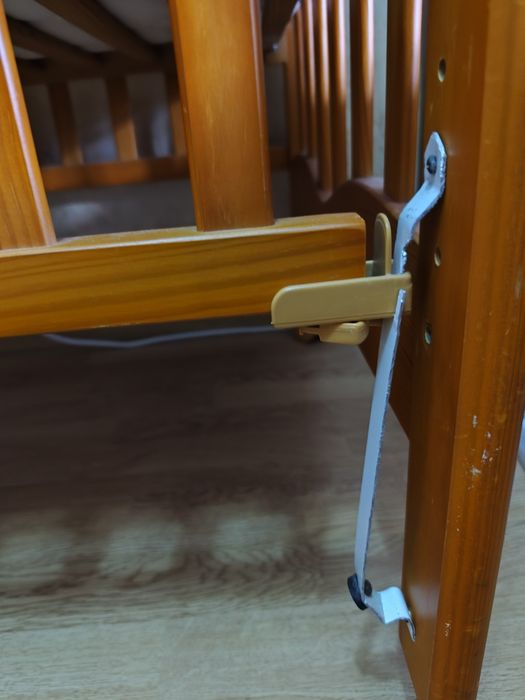 Berço com colchão incluido