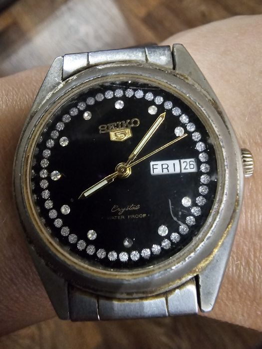 seiko 5 crystal waterproof