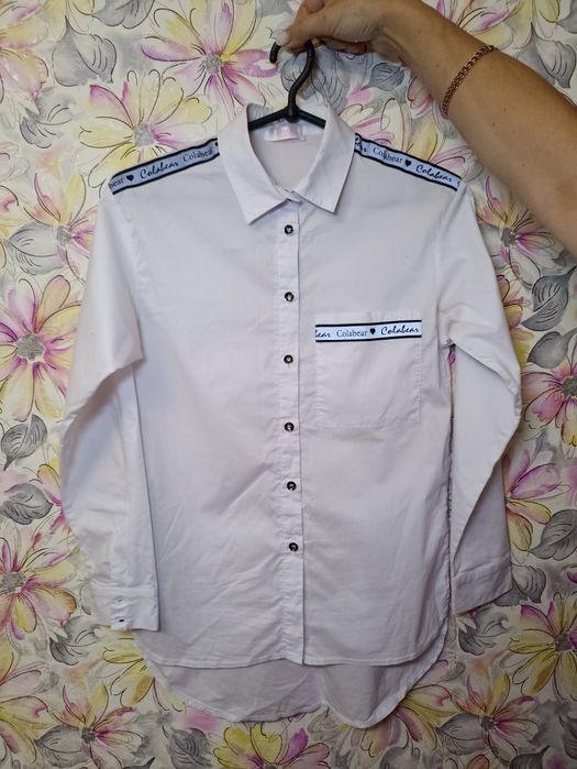 Продаю дівчачу шкільну сорочку Colabear