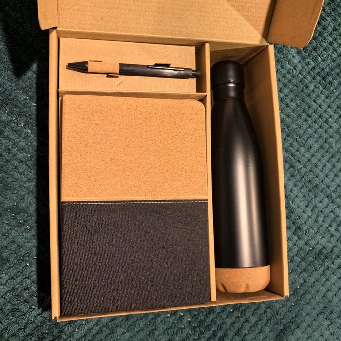 nowy zestaw upominkowy korkowy - termos notatnik długopis