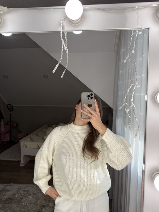 Кофтинка вʼязана