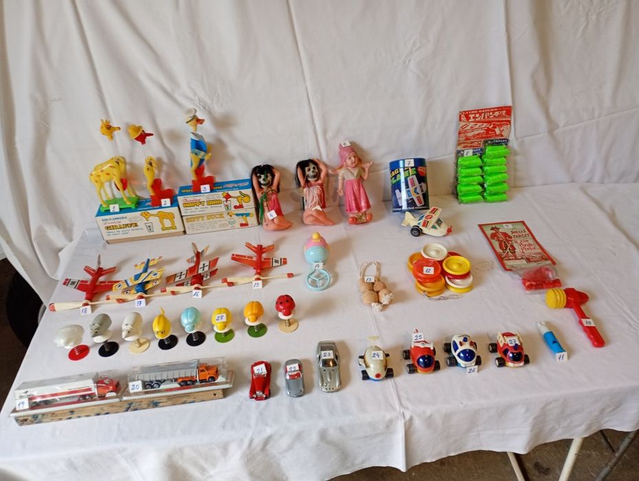 Brinquedos vintage anos 80 estranjeiros