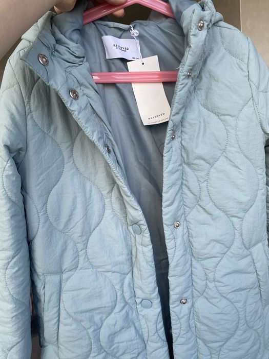 Пальто на дівчинку (128см)reserved