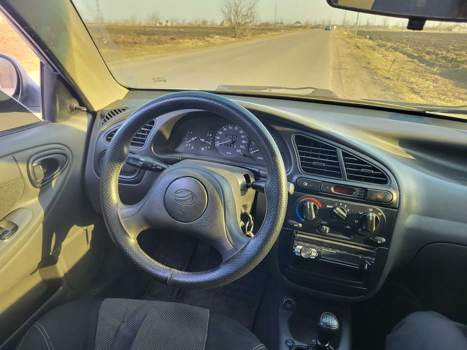 Продаж автомобіля Ланоса