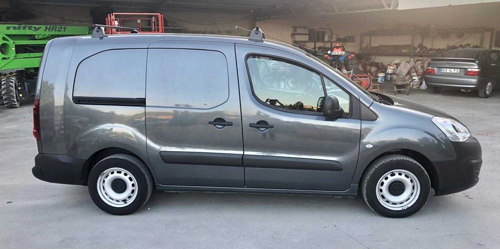 Peugeot Partner 1.6 HDI 100cv - caixa automática