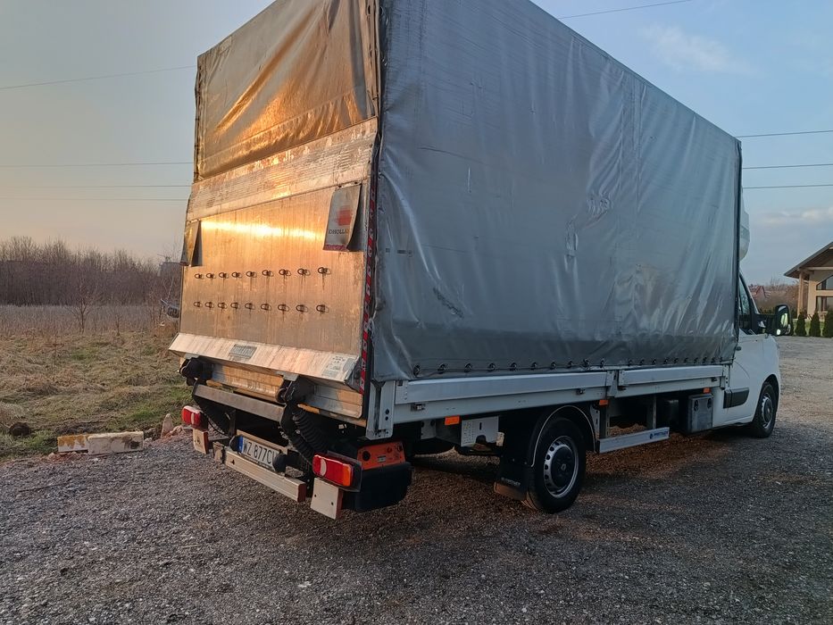 Wynajem busów plandeka winda międzynarodowy