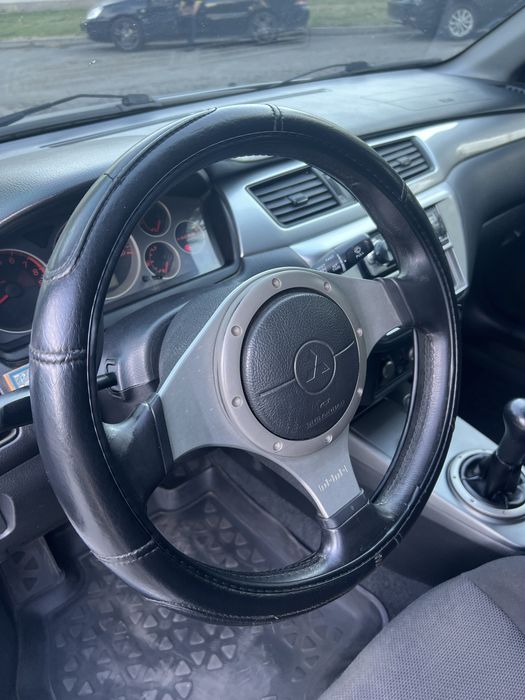Продам Mitsubishi Lancer IX 2007 год 2,0 на механике
