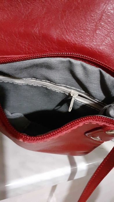 Mała torebka skórzana