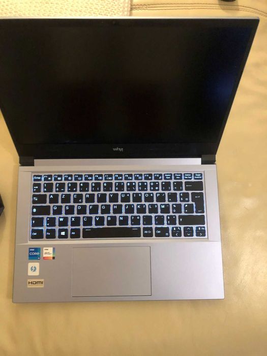 Linux Clevo NV41MZ 14", Intel Core i5-1135G7, 8 GB, DISCO 256SSD