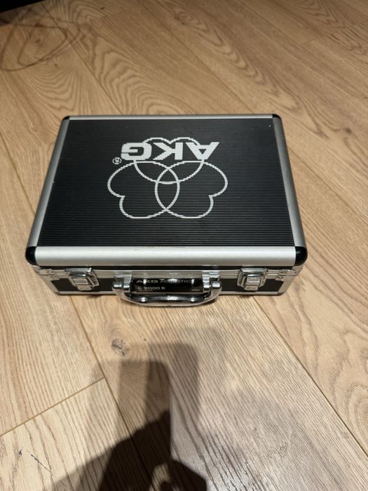 AKG C2000B – mikrofon pojemnościowy, kardioida, stan bardzo dobry