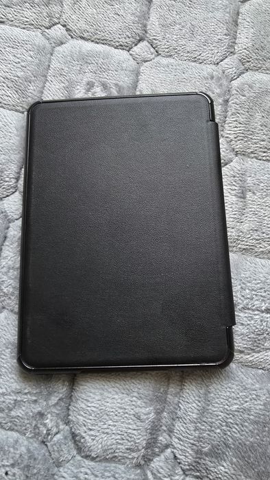 Futerał Kindre paperwhite 7"
