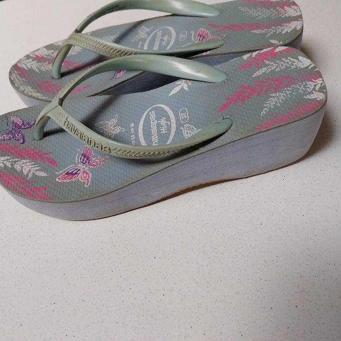 Chinelas Havaianas High