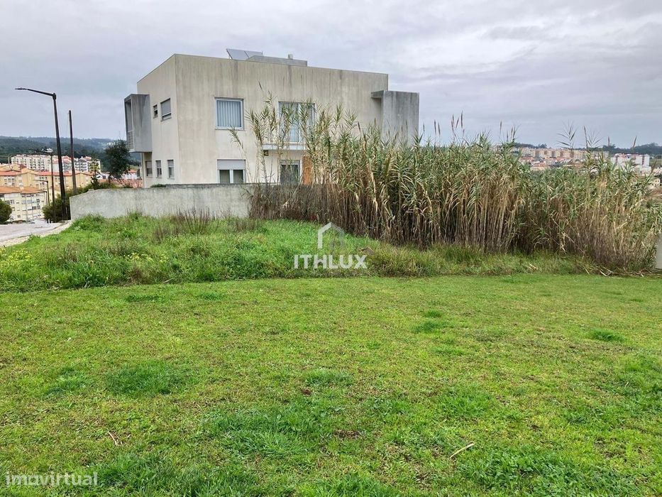 Terreno com Potencial Extraordinário à Venda – Quinta da Esperança, Ta