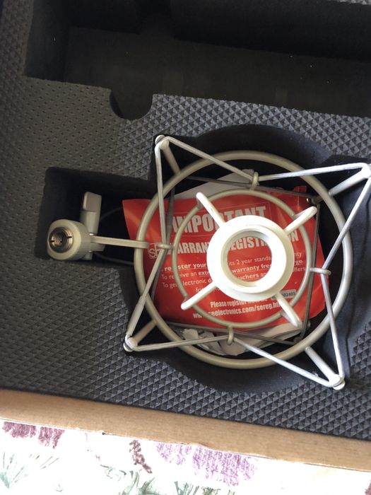 Студійний мікрофон SE Electronics Z3300a