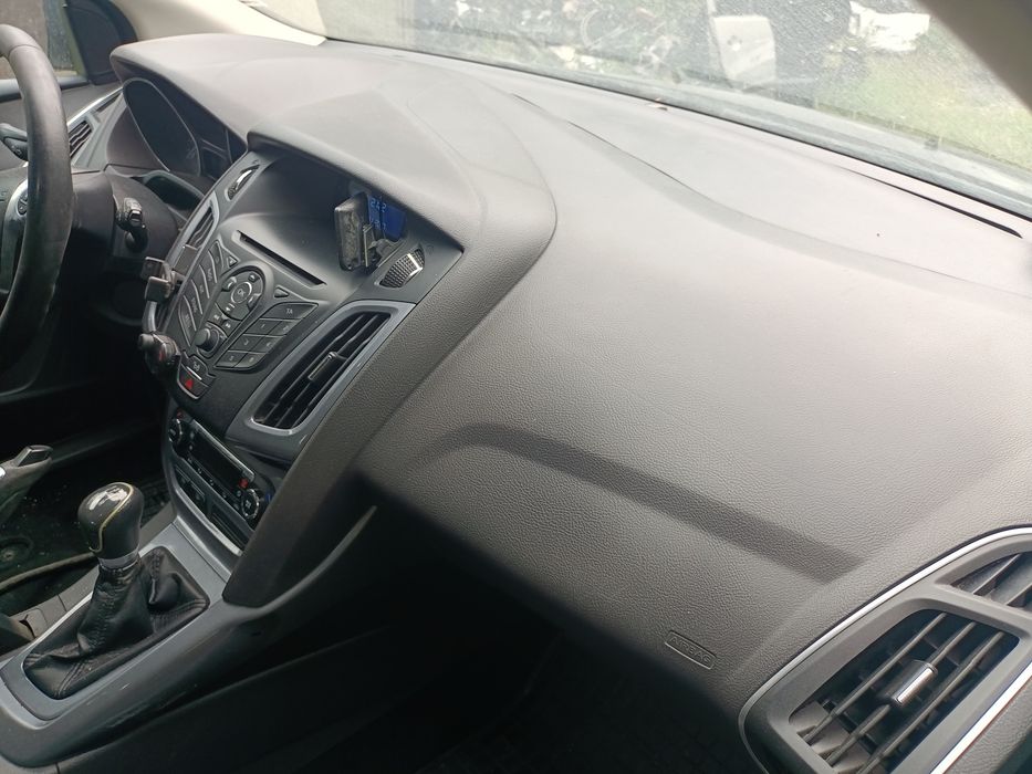 Deska rozdzielcza poduszki pasy Ford Focus mk3 oryginał na przycisk Start
