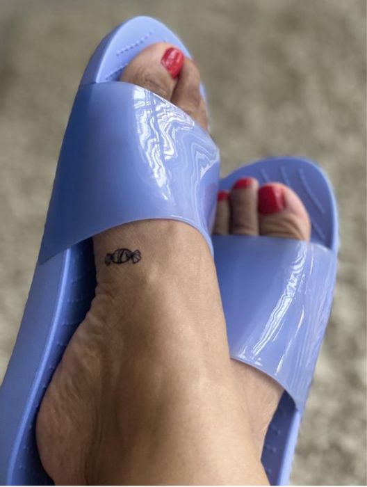 Нові оригінальні крокси бассейн з США 39 40 розмір