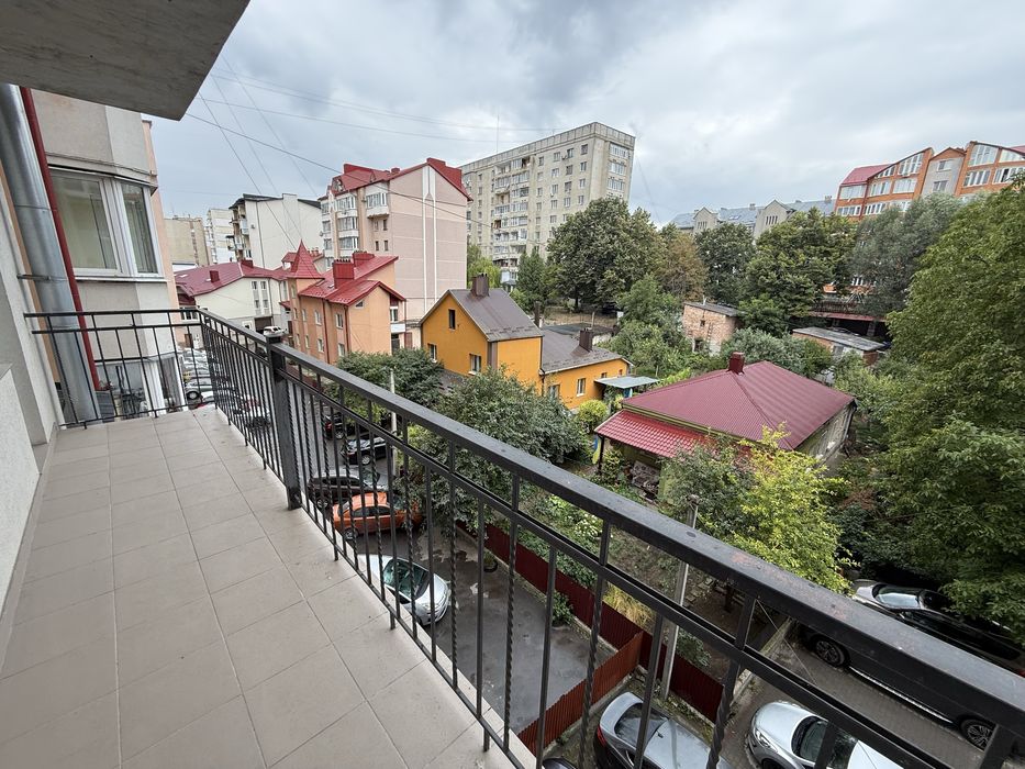 Продаж квартири поблизу Центру 3-ох кімнатна