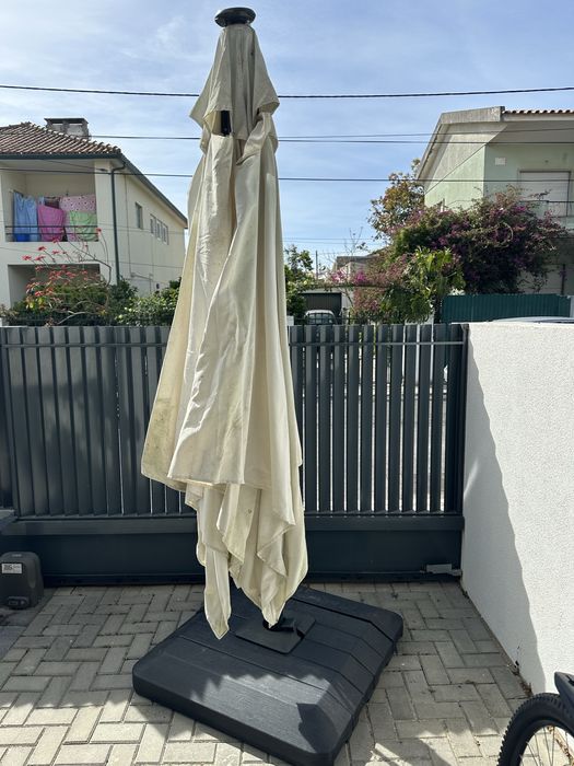 Guarda-sol grande com base pesada – para peças / reparação