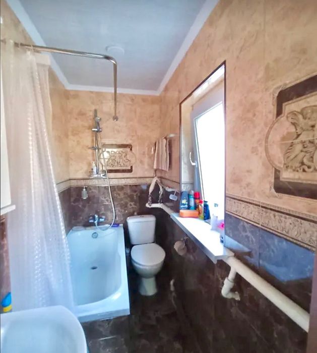 D1M Продам будинок, всі комунікації, ремонт. Салтівка.