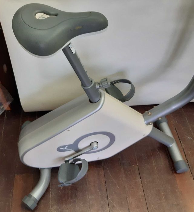 Aluguer Mensal de Bicicleta Estática Domyos FC100