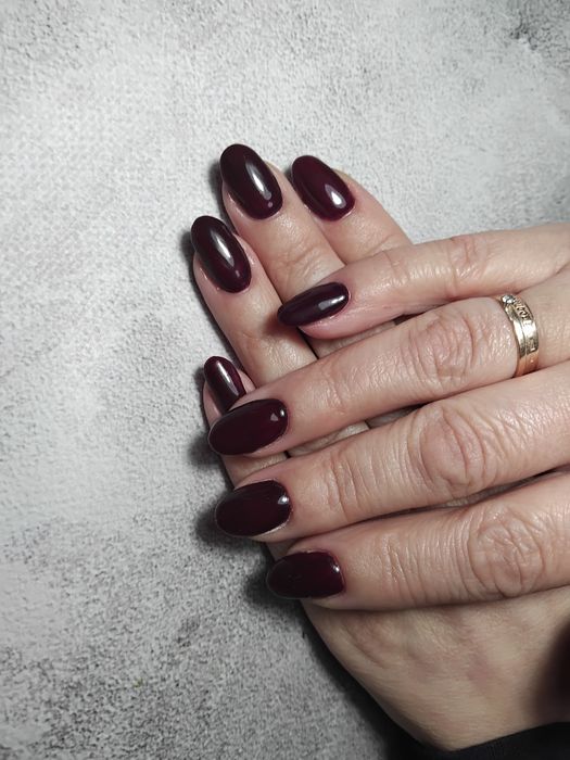 Педикюр та манікюр, покриття гель лаком, нарощування вій