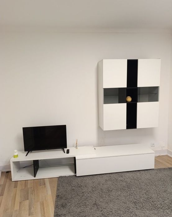 Conjunto de moveis e eletrodomésticos