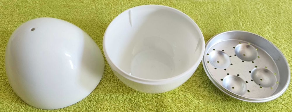 Microwave Egg Cooker for 4 Eggs - Fast and Practical!64575294730113122