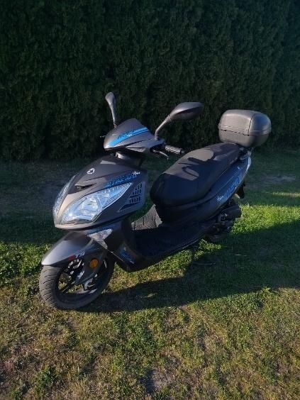 Skuter Barton Falcon 50