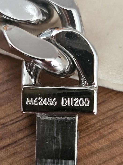 Pulseira lv espectacular