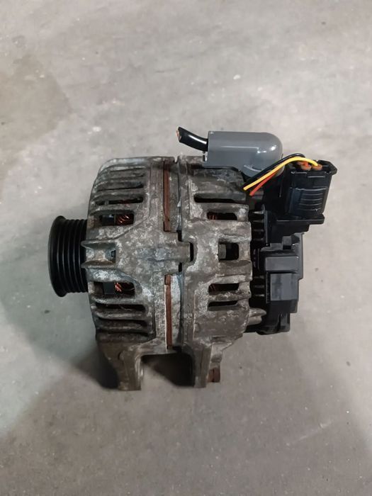 Motor arranque/alternador/compressor AC / torre - Toyota Avensis 1.8i