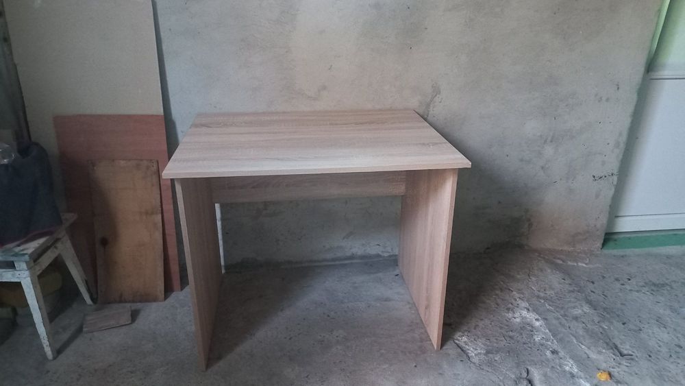 Стіл  компюторний