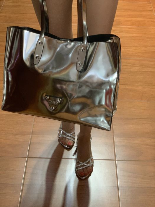 Новая Guess Италия шикарная сумка