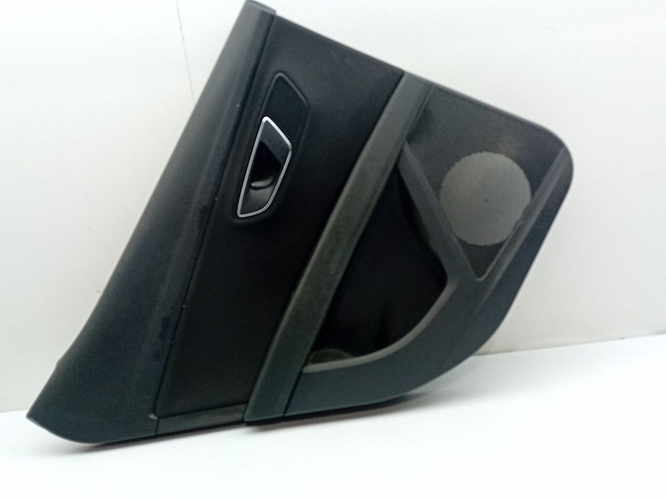 Forra porta / quartela trás esquerda SEAT Leon (5F1)