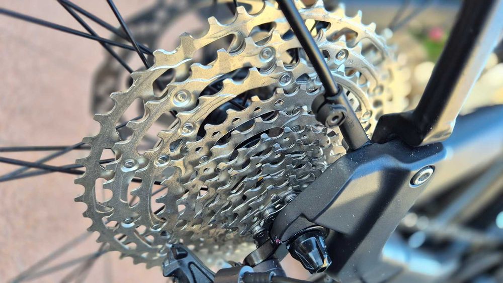 Rower elektryczny Carver Route E 540 roz. M/50cm, 11 km przebiegu !!!