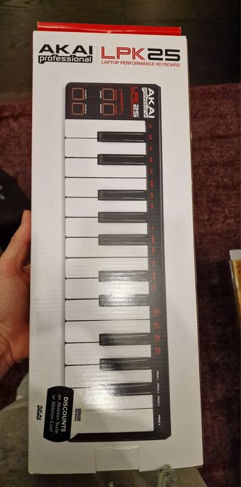 AKAI LPK25 klawiatura MIDI — nowa, nigdy nieużywana, komplet