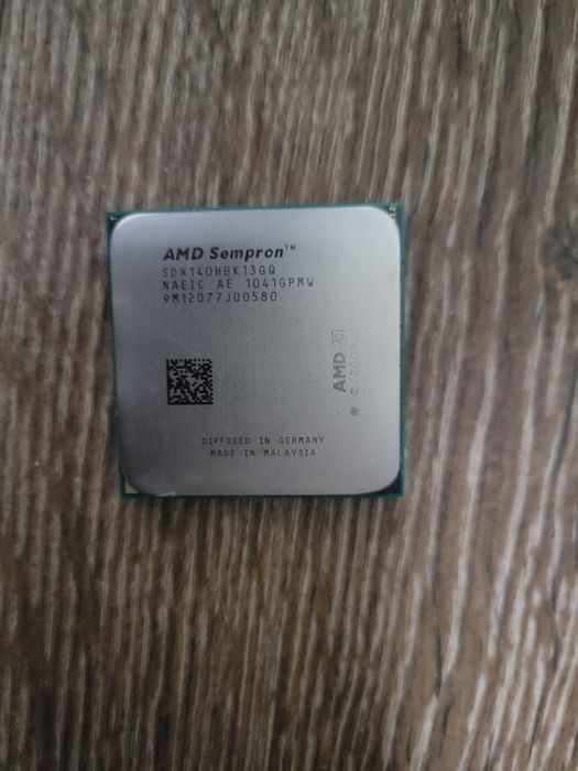 AMD  Sempron 140 sAM3 2.7GHz