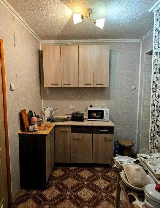 Продам половинку дома на Холодной Горе