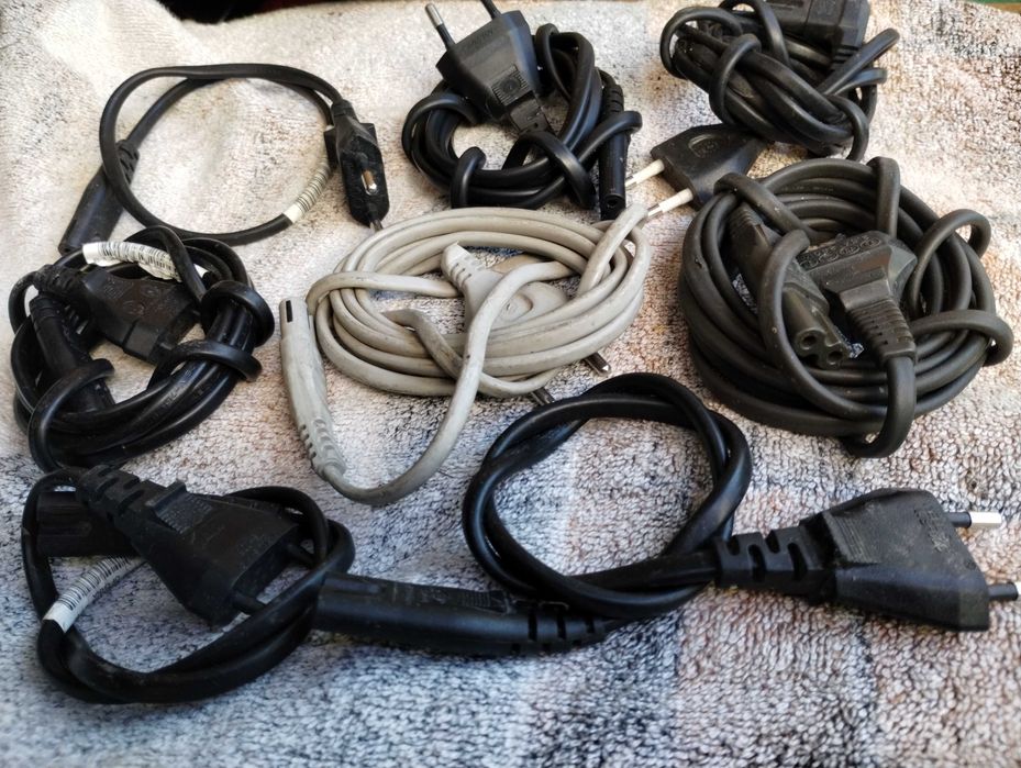 Kabel zasilający sprzęt audio