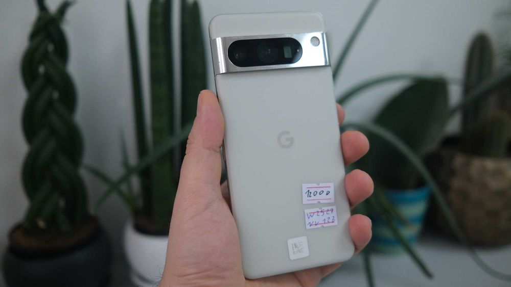 Google Pixel 8 Pro 12/128GB Porcelain Neverlock уцінка без вигорань