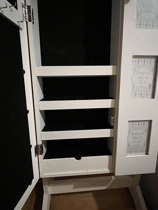 espelho com arrumação