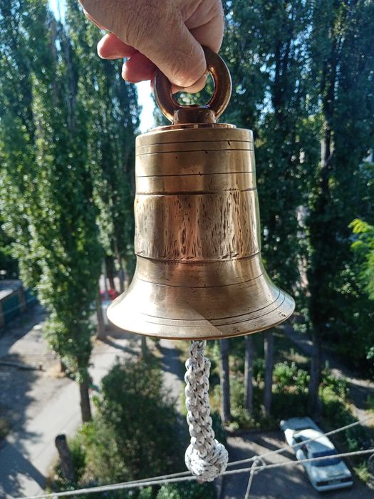 Рында колокол латунная звонкая высота 18см