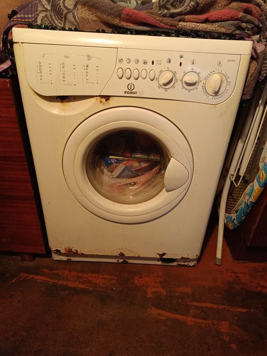 Indesit i DELFA  под ремонт или на  запчасти.