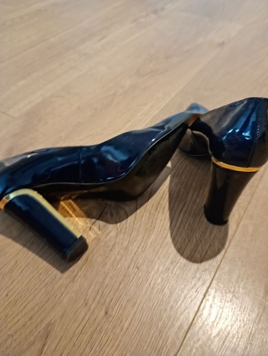 Buty na obcasie Venezia