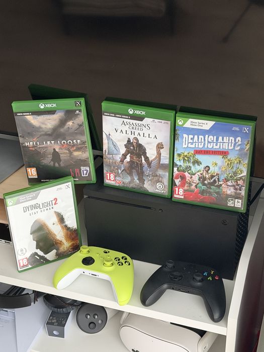 Xbox Series X - Dwa pady, akumulatory do padów