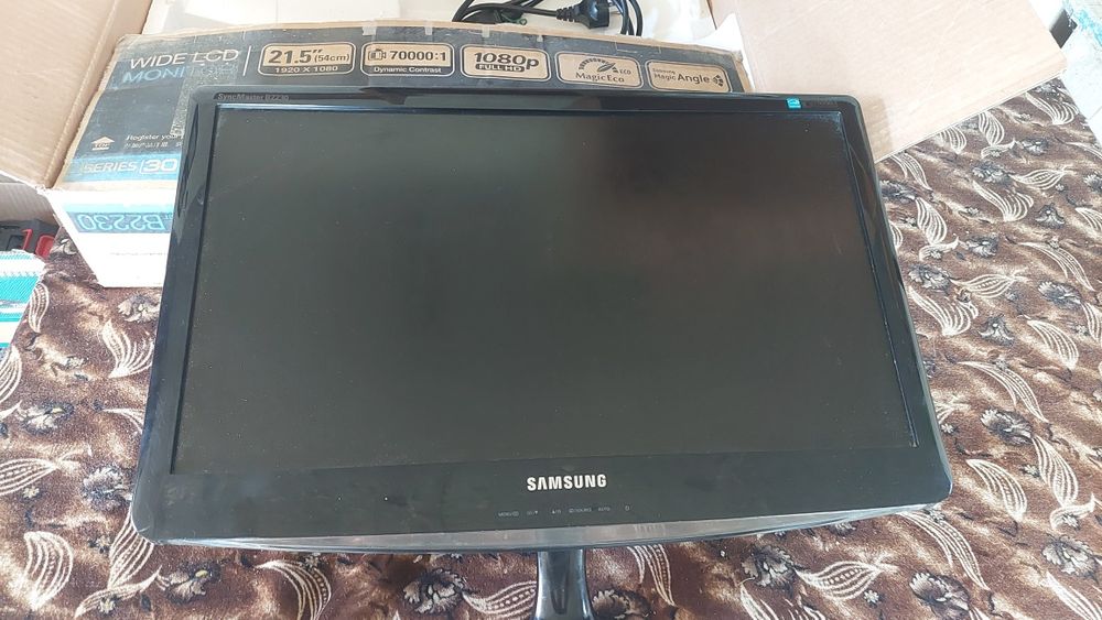 Монітор самсунг.