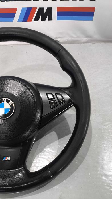 Volante BMW Serie 5/6 (E60/E61/E63/E64) Pack M (Chave de Lamina/Fase 1)