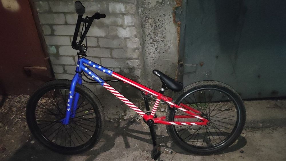 Продам велосипед БМХ