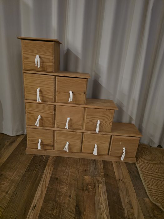 Módulo de gavetas em escada